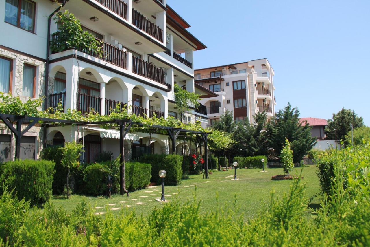 Bademite Apartments Sveti Vlas Eksteriør billede