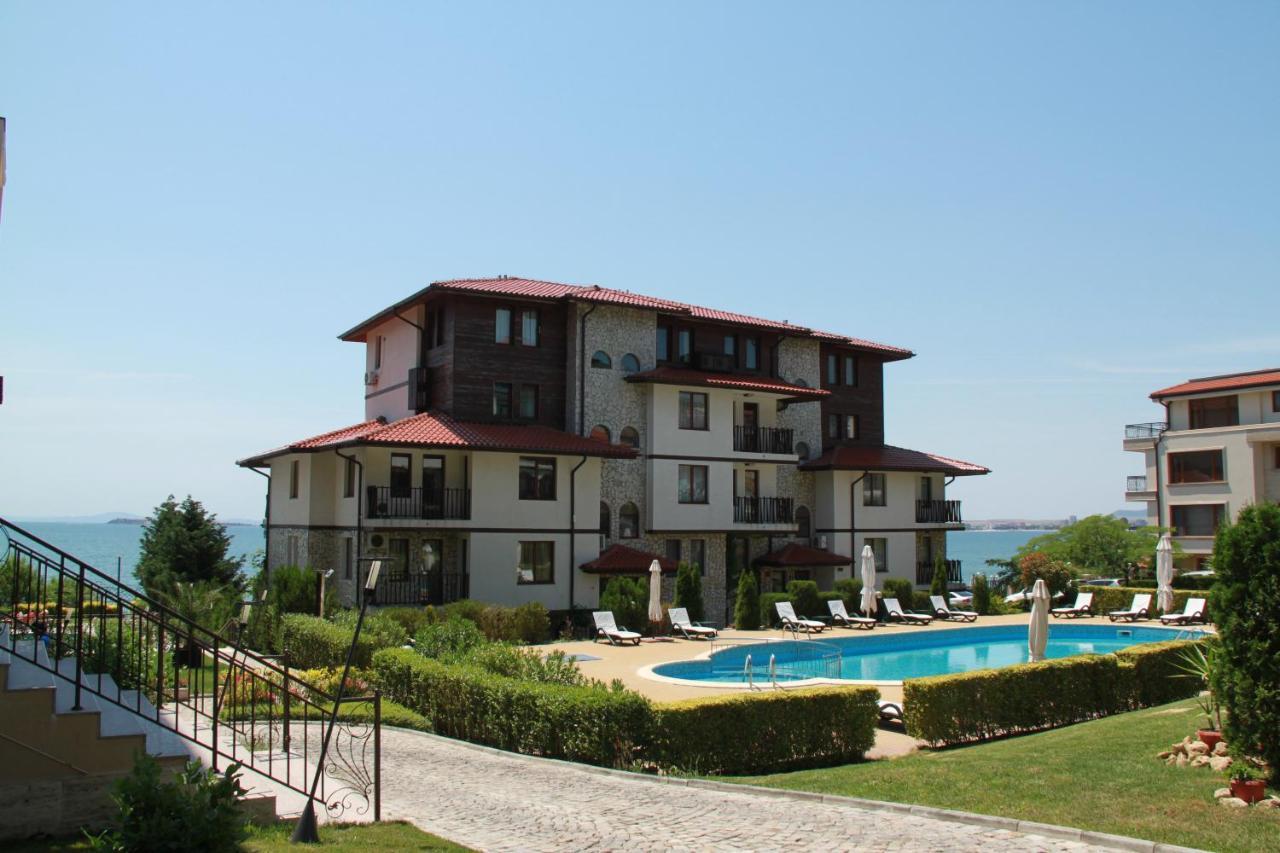 Bademite Apartments Sveti Vlas Eksteriør billede