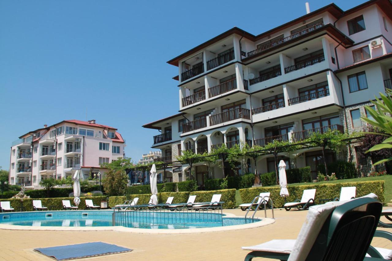 Bademite Apartments Sveti Vlas Eksteriør billede