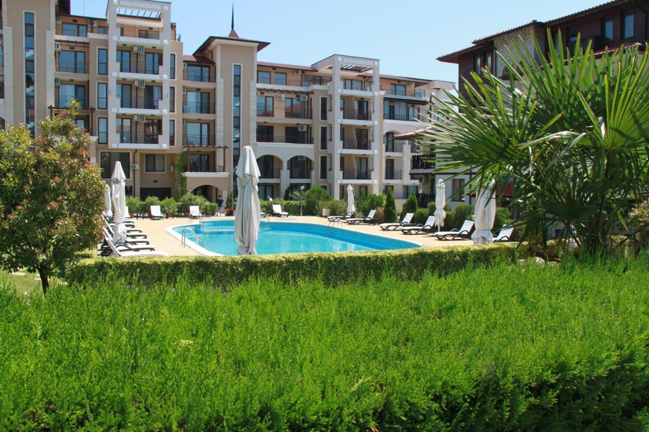 Bademite Apartments Sveti Vlas Eksteriør billede