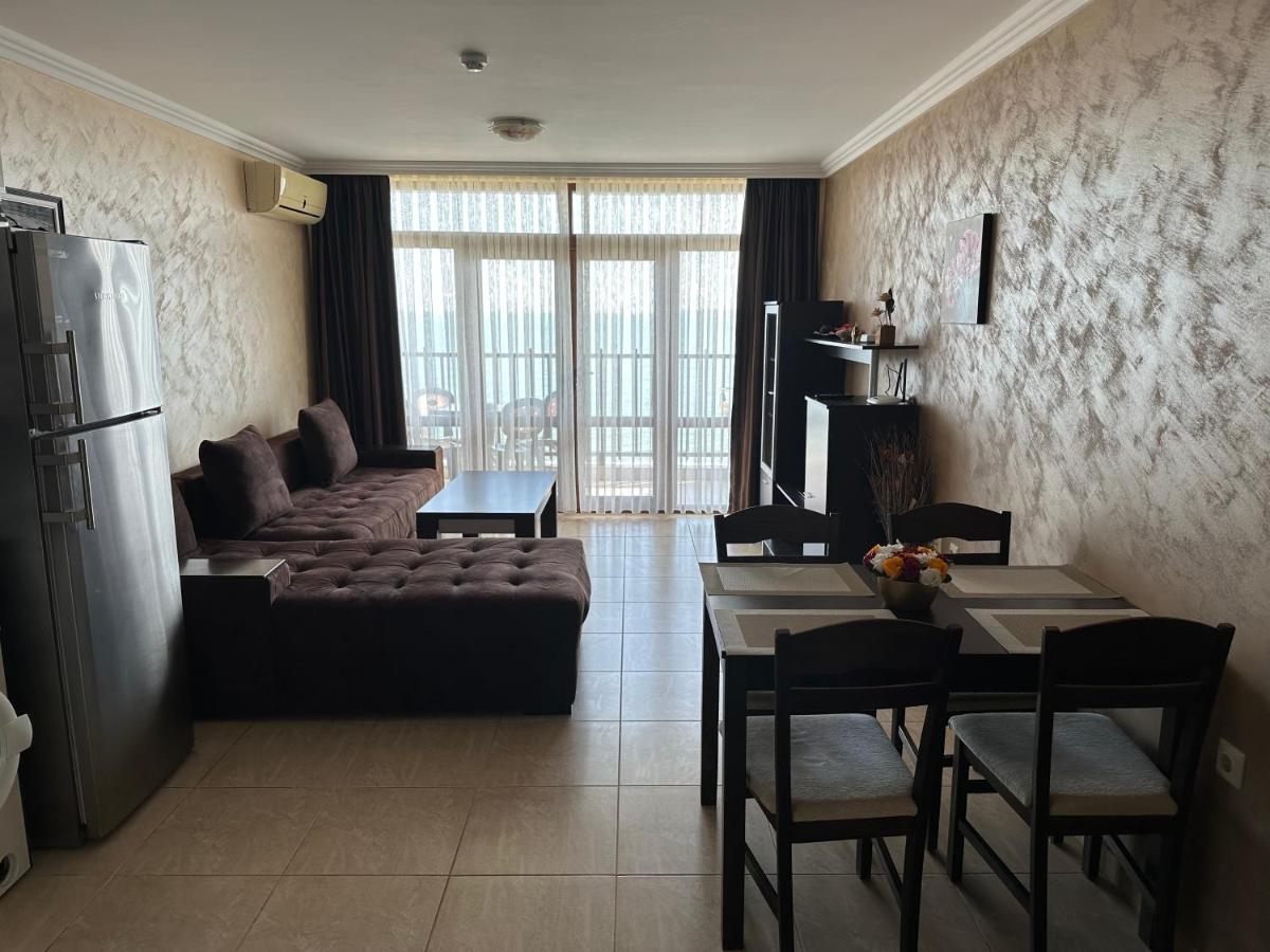 Bademite Apartments Sveti Vlas Eksteriør billede