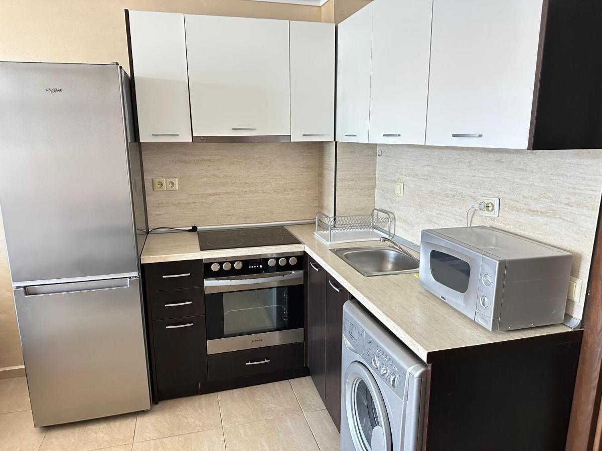 Bademite Apartments Sveti Vlas Eksteriør billede