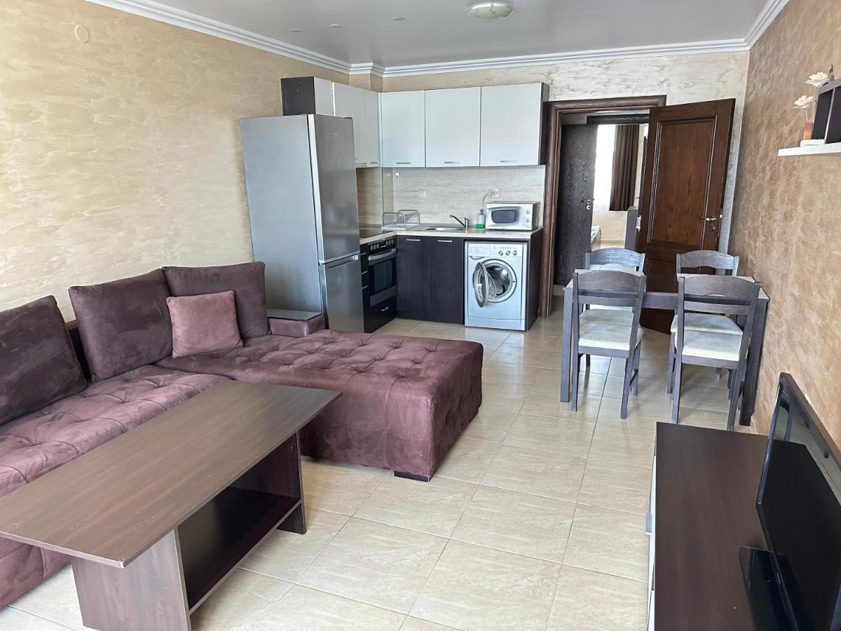 Bademite Apartments Sveti Vlas Eksteriør billede