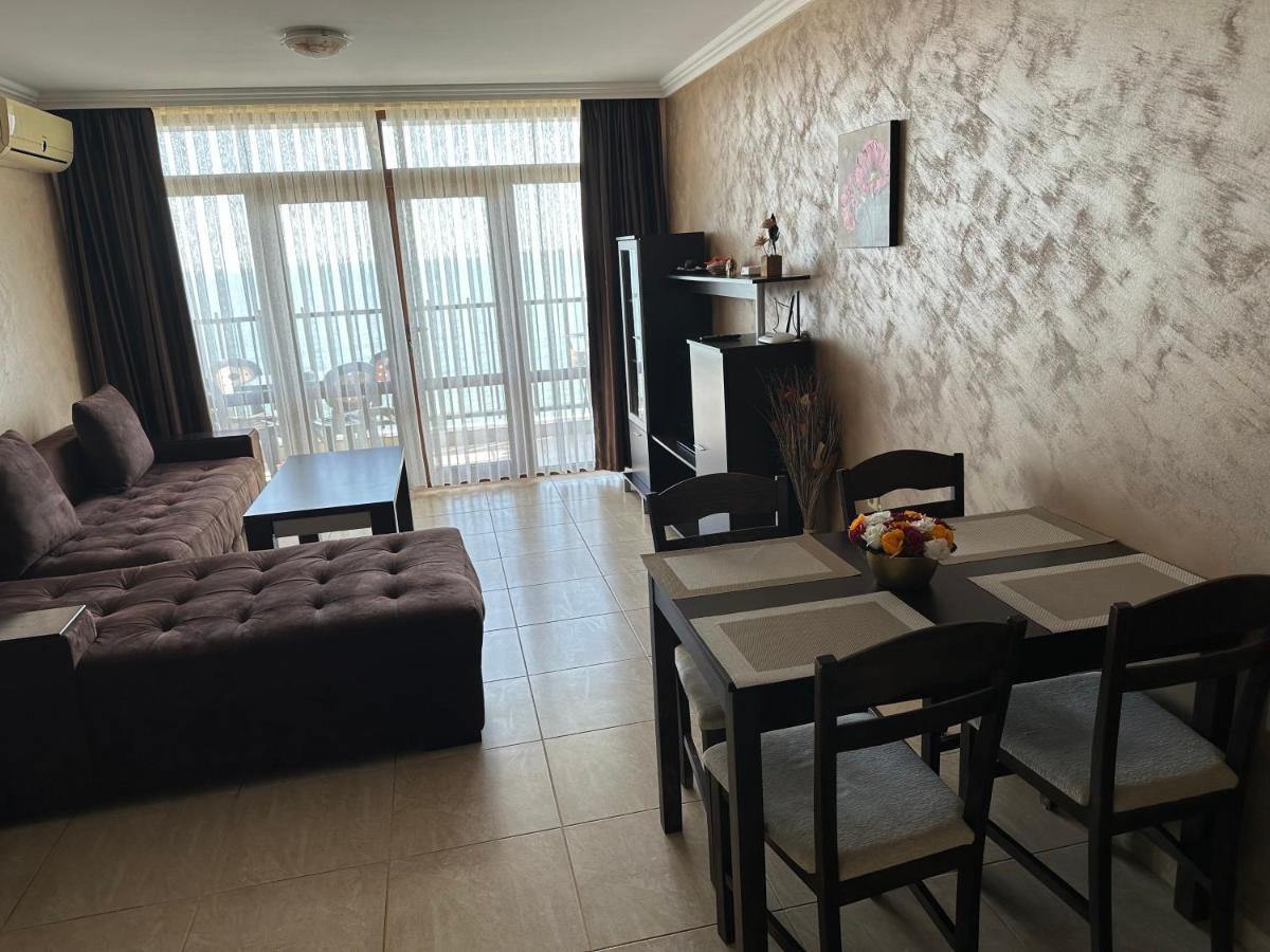 Bademite Apartments Sveti Vlas Eksteriør billede
